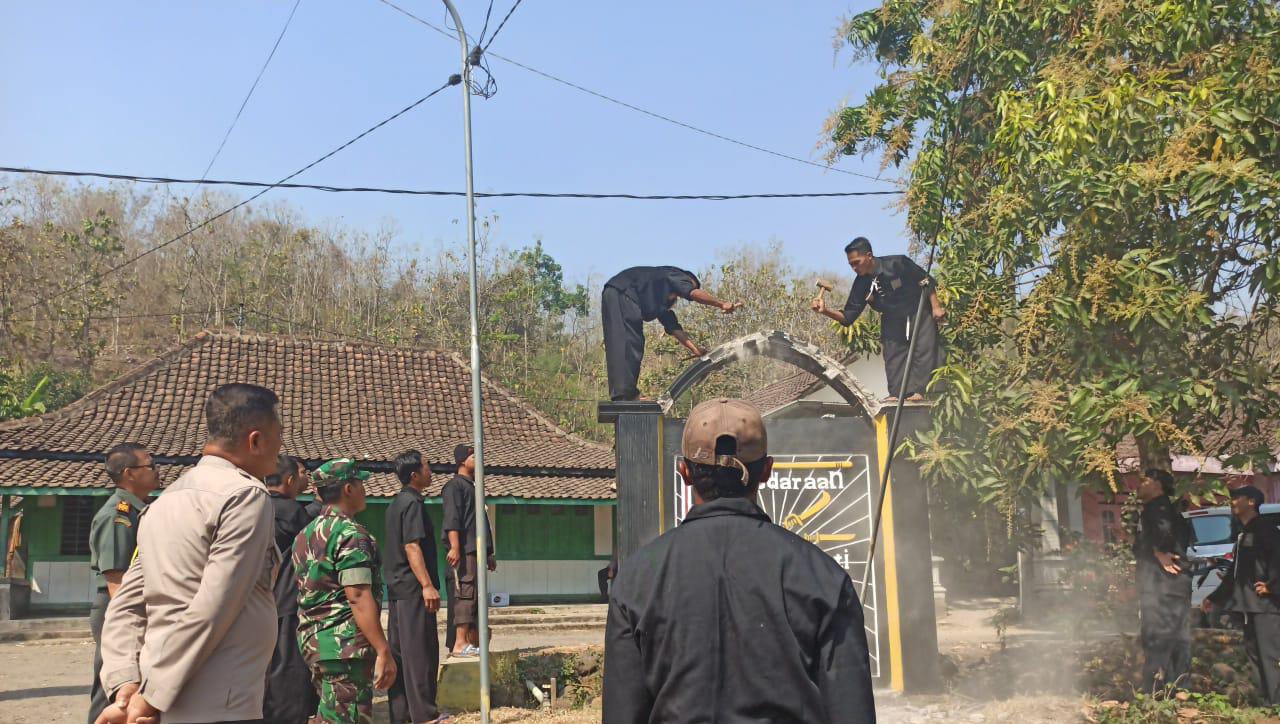 tugu silat