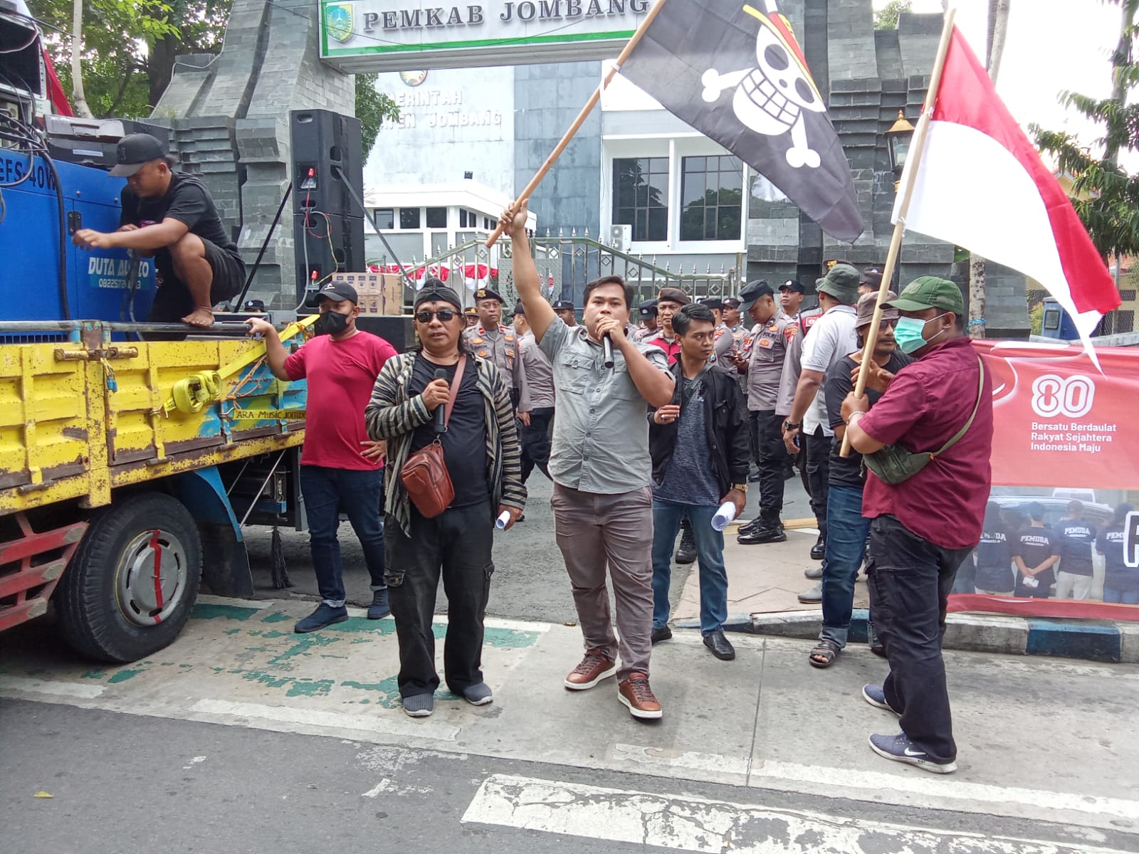 demo pemkab jombang